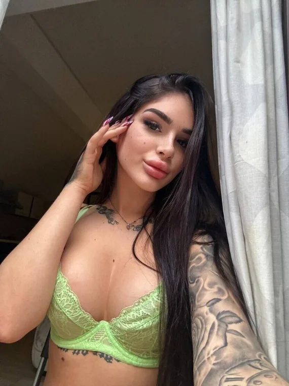 Sofia Adelizzi, creator italiana su OnlyFans